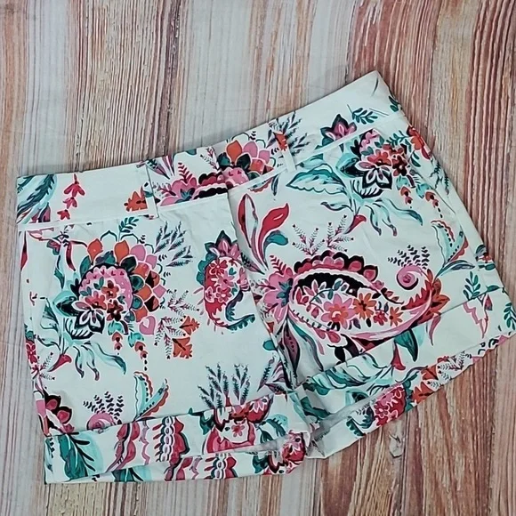 NY&CO 7th Avenue Design Studio Cuffed Shorts - Picture 1 of 11